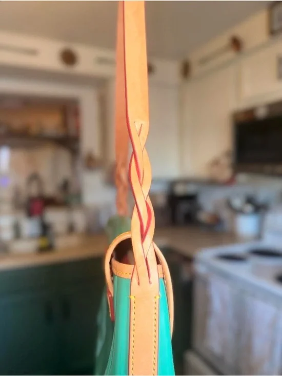 Dooney & Bourke Teal Patent Leather Shoulder Bag Tan Trim - Picture 5 of 6